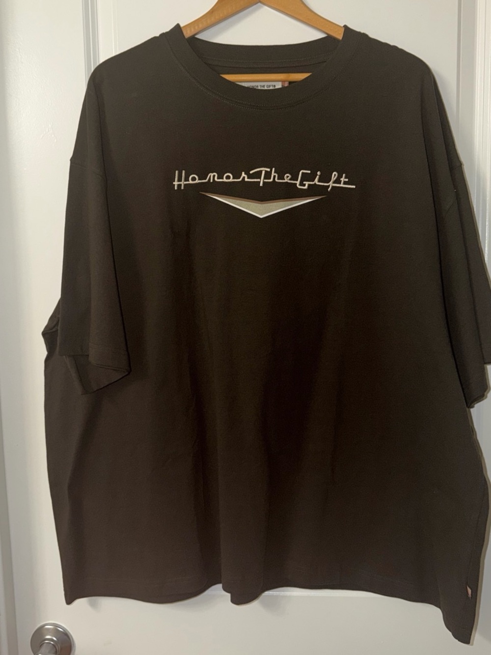 [New] Honor The Gift Home is Where Tee // XXL